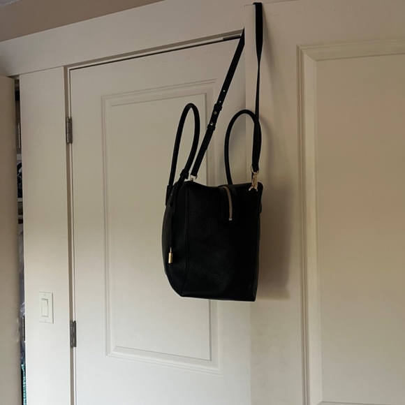 Michael Kors Weekender Bag - Picture 2 of 10